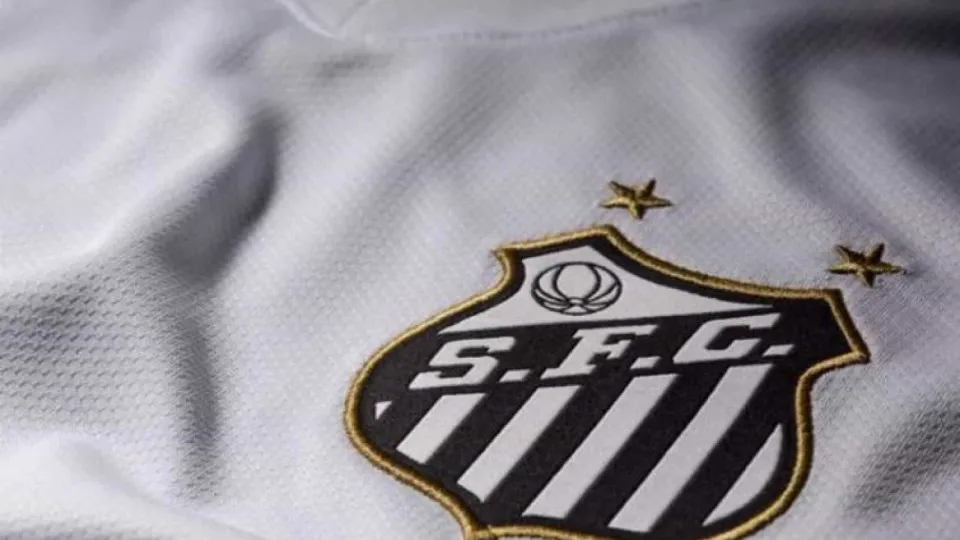 Santos muda estratégia após incômodo e atrasa escolha de novo treinador
