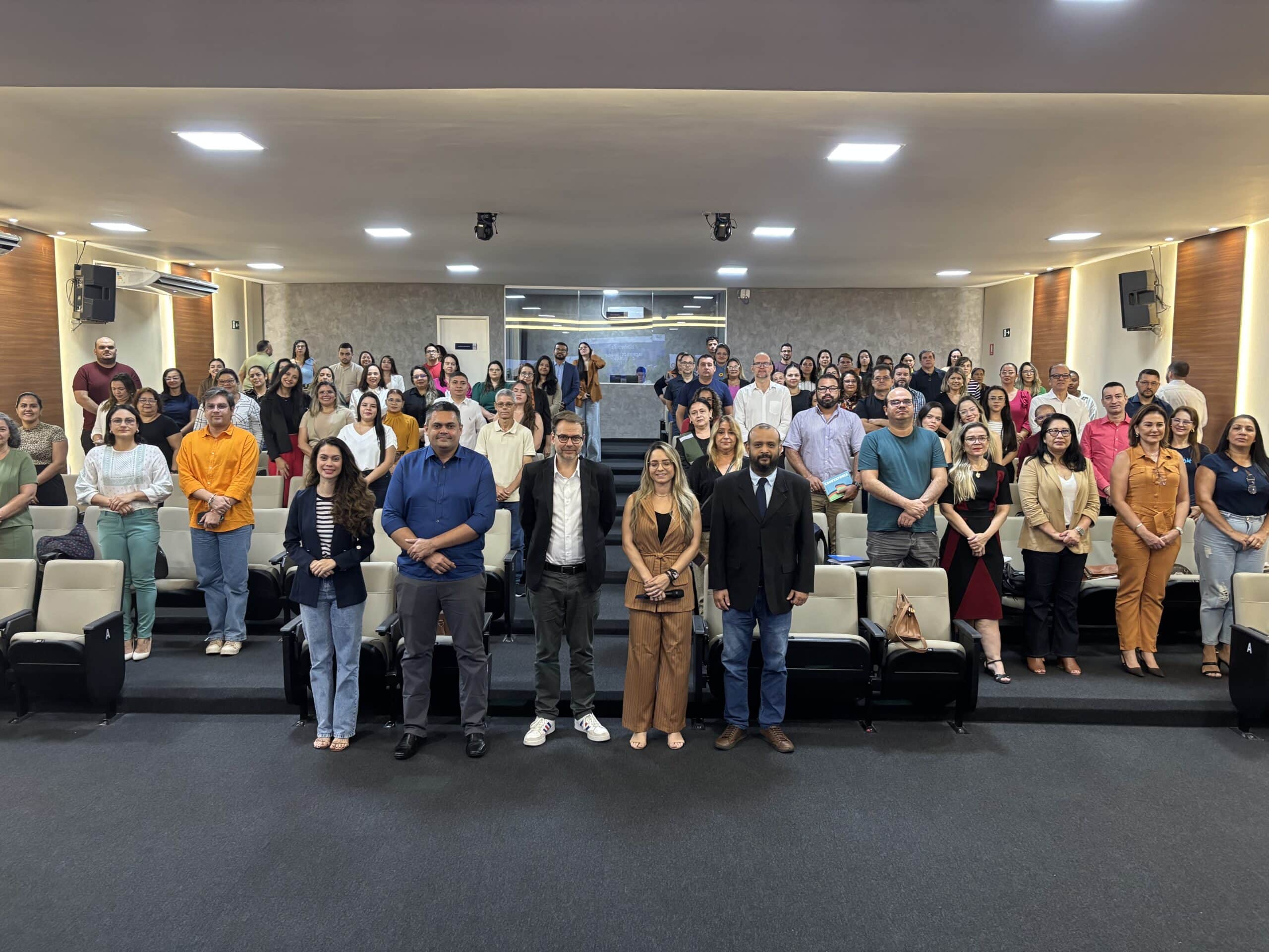 Governo do Estado promove palestra sobre escutatória para servidores